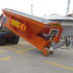 Arm Roller Salt Spreader